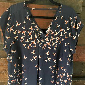 DR2 Navy, Coral & White Flying Bird Blouse